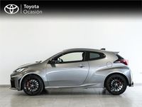 Usado Toyota Yaris 280 CV (205 kW) 2024 Gris Utilitario