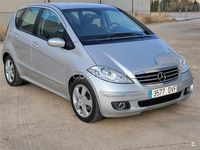 Usado Mercedes A150 Avantgarde 95 CV (69 kW) 2006 Gris / plata Monovolumen