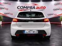 Usado Peugeot 208 Active 102 CV (75 kW) 2023 Blanco Utilitario