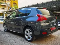 Usado Peugeot 3008 Allure 163 CV (119 kW) 2012 Gris / plata Familiar