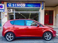 Usado Seat Altea Sport 140 CV (102 kW) 2006 Granate Monovolumen