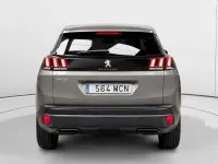 Usado Peugeot 3008 Active 131 CV (96 kW) 2022 Gris SUV