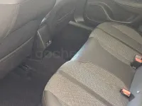 Usado Peugeot 2008 Allure 100 CV (73 kW) 2024 Rojo SUV