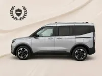 Usado Ford Tourneo Courier Active 125 CV (91 kW) 2024 Gris / plata Monovolumen