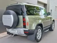 Usado Land Rover Defender SE 249 CV (183 kW) 2022 Verde SUV