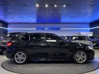 Usado BMW 118 M Sport 140 CV (102 kW) 2022 Negro Utilitario