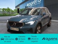 Begagnad Volvo XC40 Core 211 HK (155 kW) 2022 Blå SUV