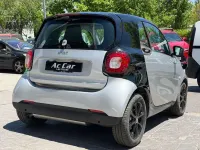 Usado Smart ForTwo Coupé Passion 90 CV (66 kW) 2017 Gris Coupe