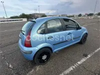 Usado Citroën C3 70 CV (51 kW) 2003 Azul Berlina