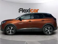 Usado Peugeot 3008 Allure 131 CV (96 kW) 2021 Naranja SUV