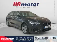 Usado Ford Focus ST-Line 126 CV (92 kW) 2023 Negro Utilitario
