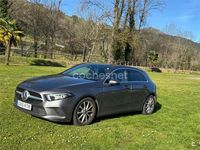 Usado Mercedes A180 109 CV (80 kW) 2019 Gris / plata Berlina