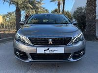 Usado Peugeot 308 Active 100 CV (73 kW) 2017 Gris / plata Berlina