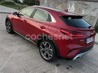 Usado Kia XCeed 120 CV (88 kW) 2022 Rojo SUV