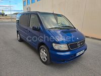 Usado Mercedes V220 122 CV (89 kW) 2001 Azul Monovolumen