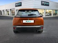 Usado Peugeot 2008 Active 100 CV (73 kW) 2022 Naranja SUV