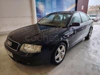 Usado Audi A6 Premium 180 CV (132 kW) 2002 Negro Berlina