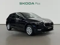 Usado Skoda Fabia Selection 116 CV (85 kW) 2025 Negro Utilitario