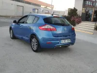 Usado Renault Mégane Life 115 CV (84 kW) 2014 Azul Berlina