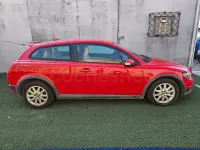 Usado Volvo C30 Momentum 136 CV (100 kW) 2007 Rojo Utilitario