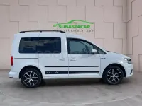 Usado VW Caddy 102 CV (75 kW) 2019 Blanco Monovolumen