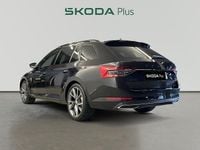 Usado Skoda Superb SportLine 218 CV (160 kW) 2024 Negro Familiar