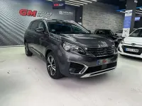 Usado Peugeot 5008 Allure 129 CV (94 kW) 2019 Gris SUV