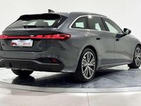 Usado Audi A5 204 CV (150 kW) 2024 Gris Familiar