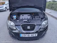 Usado Seat Altea XL Style 105 CV (77 kW) 2011 Negro Monovolumen