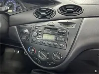 Usado Ford Focus RS 220 CV (161 kW) 2003 Azul Berlina
