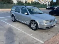 Usado VW Golf IV Highline 100 CV (73 kW) 2000 Gris / plata Familiar