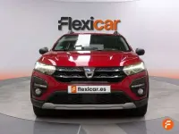 Usado Dacia Sandero Comfort 91 CV (66 kW) 2022 Burdeos Utilitario