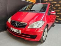 Usado Mercedes A180 Avantgarde 109 CV (80 kW) 2010 Rojo Monovolumen