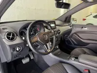Usado Mercedes B180 109 CV (80 kW) 2014 Blanco Monovolumen