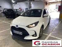 Usado Toyota Yaris Active 116 CV (85 kW) 2023 Blanco Utilitario
