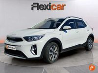 Usado Kia Stonic 84 CV (61 kW) 2022 Blanco SUV