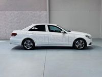 Usado Mercedes E200 136 CV (100 kW) 2015 Blanco Berlina