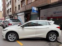 Usado Infiniti Q30 Premium 170 CV (125 kW) 2016 Blanco Berlina
