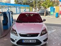 Usado Ford Focus Trend 100 CV (73 kW) 2008 Blanco Berlina
