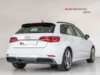 Usado Audi A3 S-Line 150 CV (110 kW) 2019 Blanco Berlina