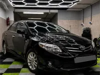 Usado Toyota Corolla Active 101 CV (74 kW) 2011 Negro Berlina