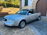 Usado Audi A6 150 CV (110 kW) 1999 Gris / plata Berlina