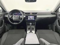 Usado Skoda Superb Ambition 150 HP (110 kW) 2023 Cinzento Carrinha