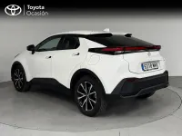 Begagnad Toyota C-HR Advance 140 HK (102 kW) 2024 Vit SUV