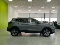 Usado Nissan Qashqai N-Connecta 158 CV (116 kW) 2021 Gris / plata SUV