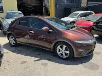 Usado Honda Civic Trend 100 CV (73 kW) 2011 Marrón Berlina
