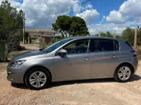 Usado Peugeot 308 Allure 110 CV (80 kW) 2015 Gris / plata Berlina