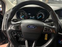 Usado Ford Focus Trend 115 CV (84 kW) 2015 Negro Familiar