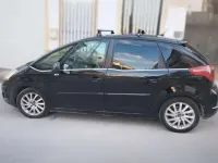 Usado Citroën C4 Exclusive 111 CV (81 kW) 2010 Negro Utilitario