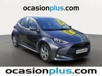 Usado Toyota Yaris Hybrid Active 116 CV (85 kW) 2024 Gris Utilitario